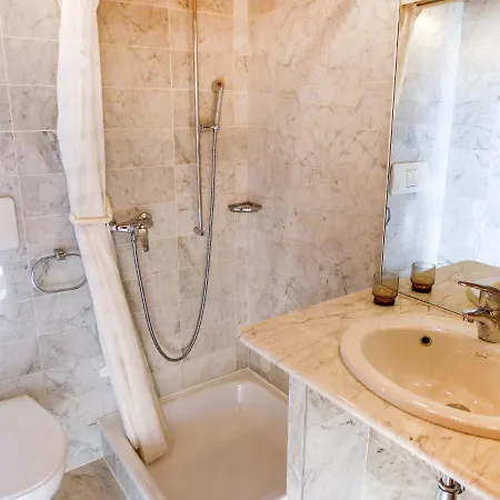 Le Bristol A20 By Interhome *