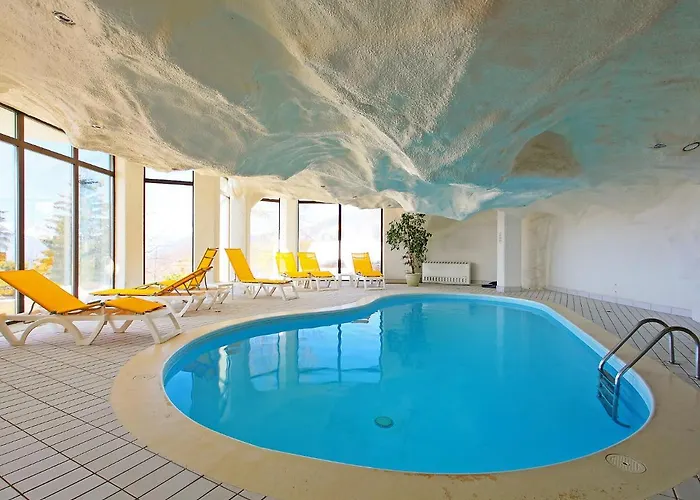 Le Bristol A20 By Interhome